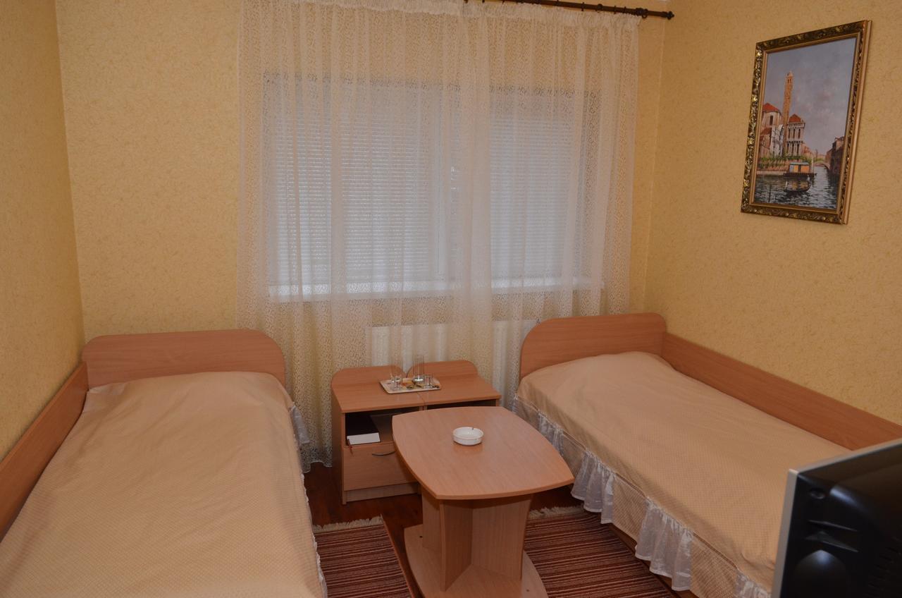 Hotel Serpanok Tyachiv 外观 照片