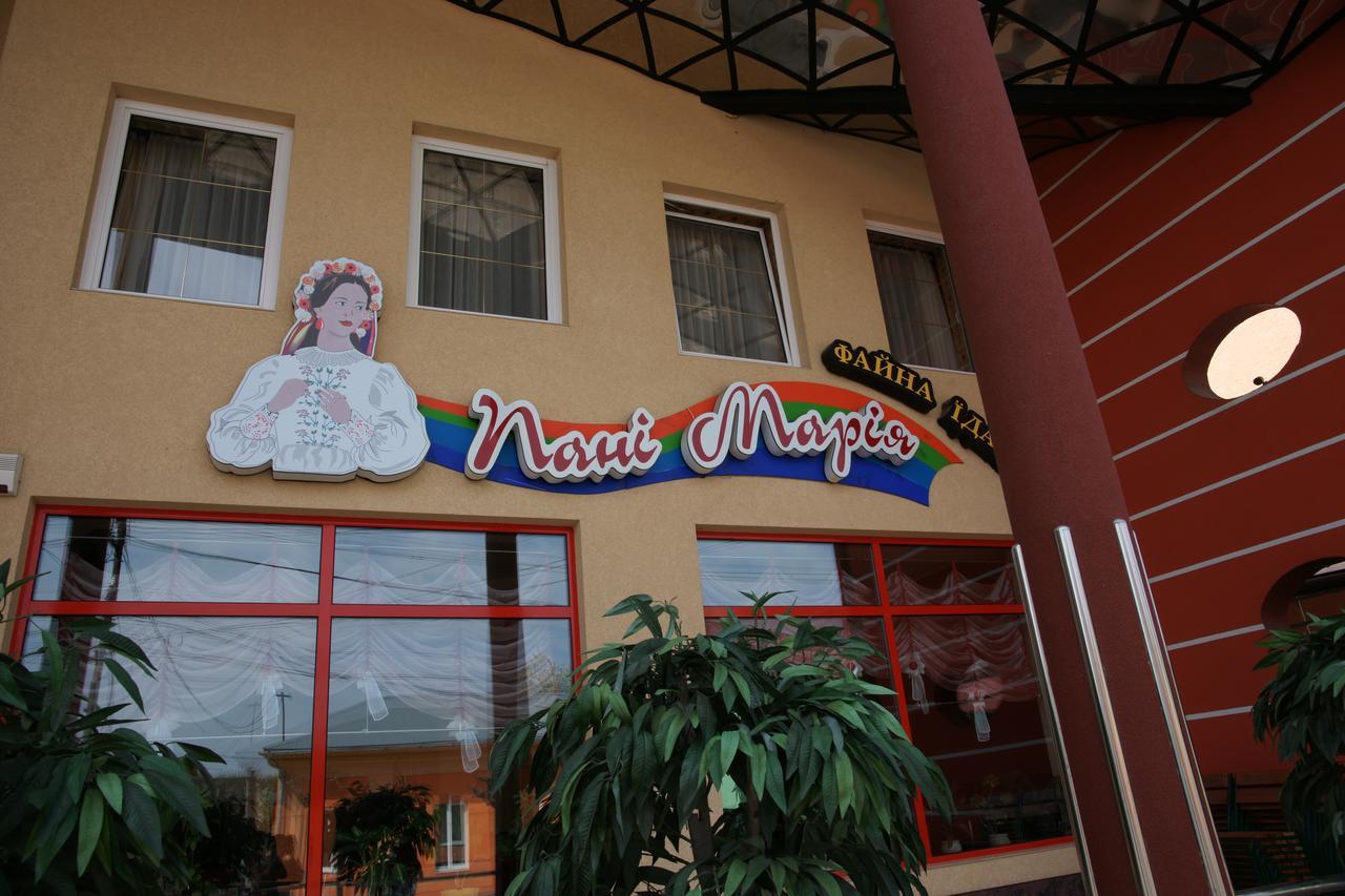 Hotel Serpanok Tyachiv 外观 照片