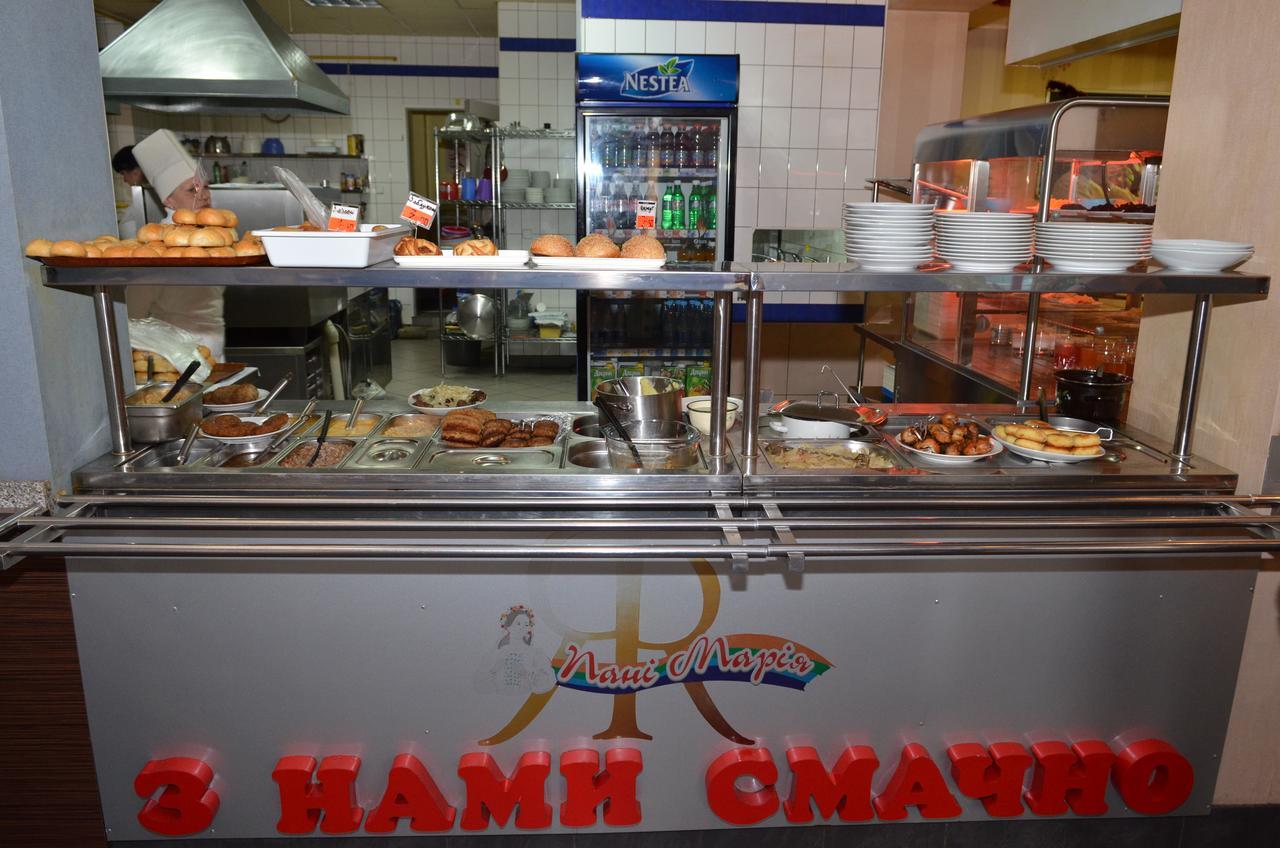 Hotel Serpanok Tyachiv 外观 照片